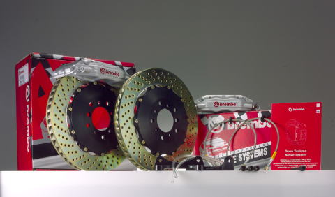 ◆ VW フォルクスワーゲン 1K ゴルフ ブレンボ 4pot フロントキャリパー [24LC1] brembo フォルクスワーゲン ゴルフ グリル LA7W VW「ゴルフ」が誕生50周年、コンパクトカーの“世界基準”の歴史を